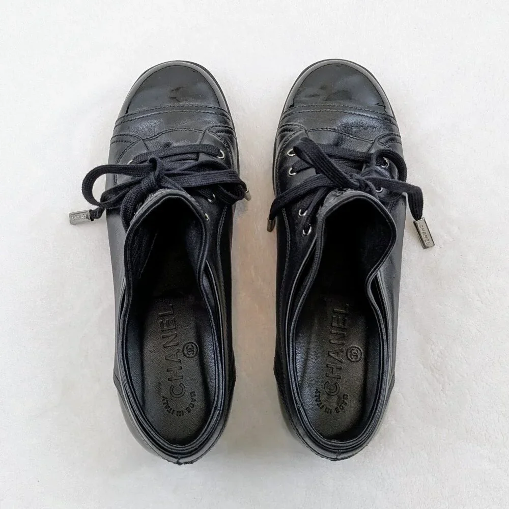 CHANEL Leather Sneaker Trainers Patent Toe Lace Up - Picture 10 of 13